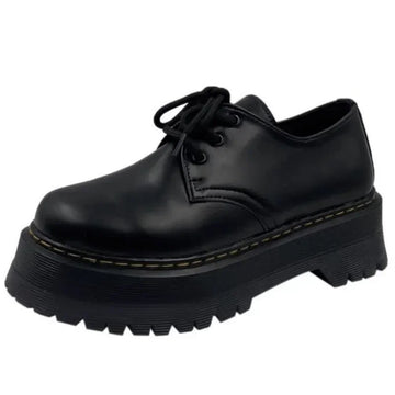 Oxford shoe with lug sole