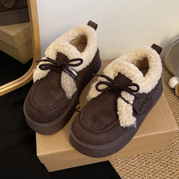 Women's fur-lined moccasins